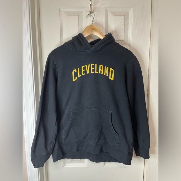 Cleveland Cavaliers Retro Black Active Boys Hoodie Youth Size Large - Picture 1 of 6